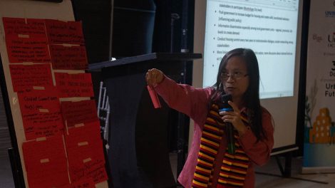 Ms. Karla Santos facilitates an action planning session at the summit